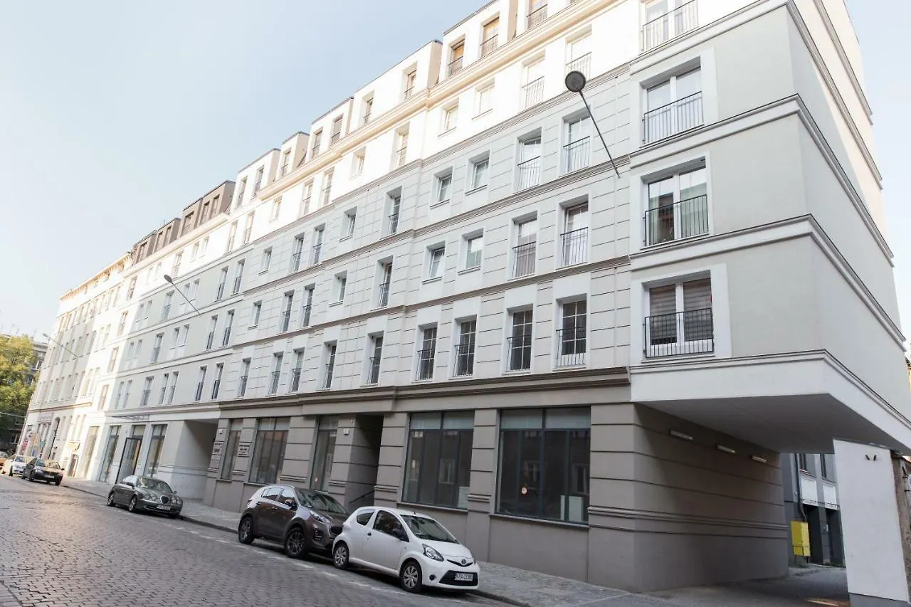 Goldeneye Apartment Center Wroclaw